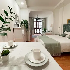 https://habitacion-centro-acceso-independiente.sansebastianhotels.net