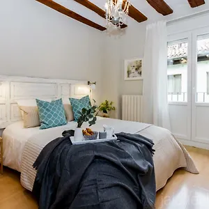 https://the-estafeta-view-apartment.sansebastianhotels.net